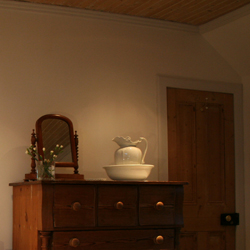 A bedroom detail